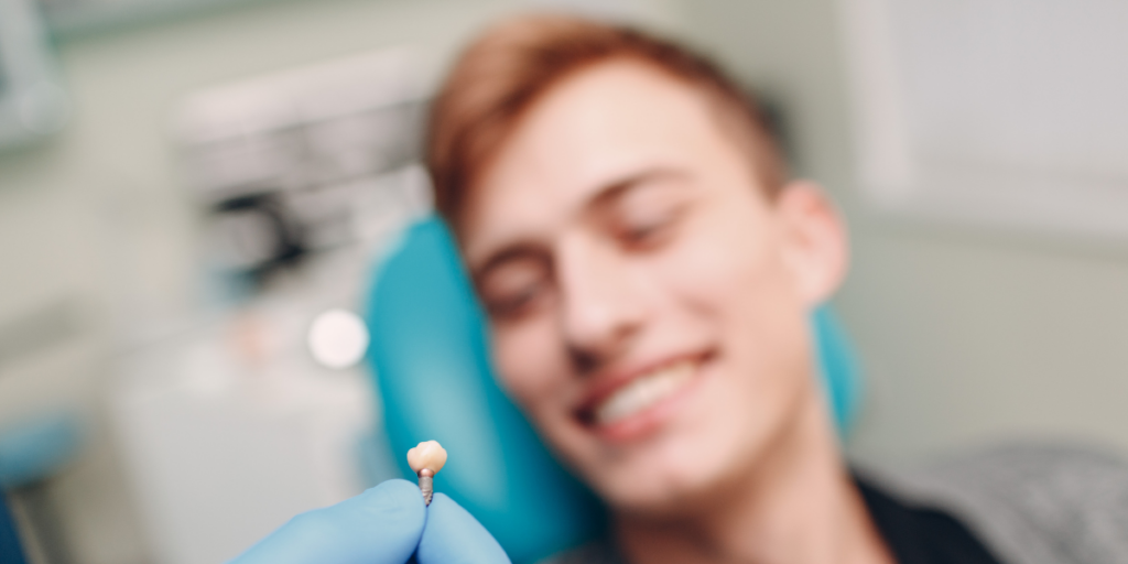 implantes dentales y bruxismo. Clínica dental Ceroi en Alcorcón